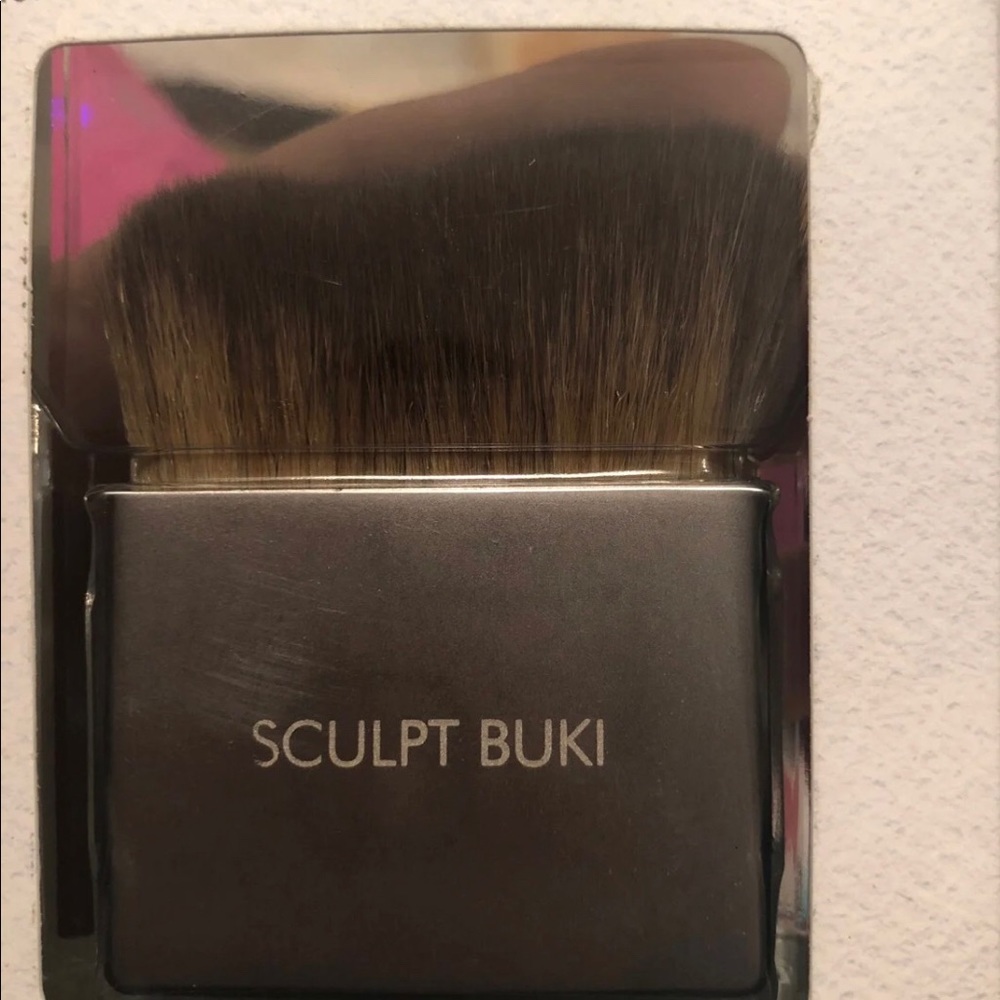 brush - Picture 2 of 2